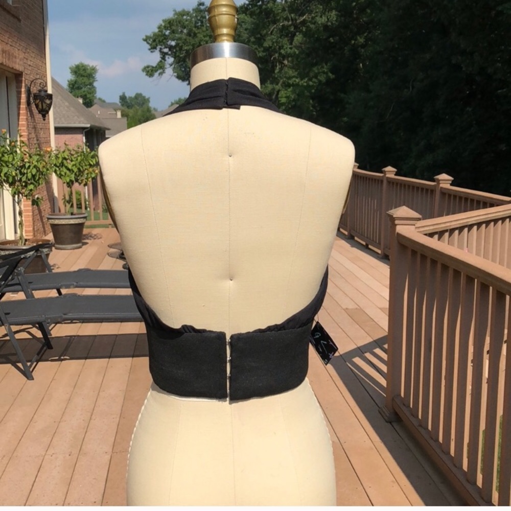 NWT Nasty Gal Black Halter Crop Top - Picture 4 of 5